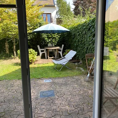 Homestay szállás En Duplex, Entree Autonome, Sdb Privative Taverny